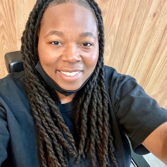 Meet your Posher, Ebony - Picture 1 of 1